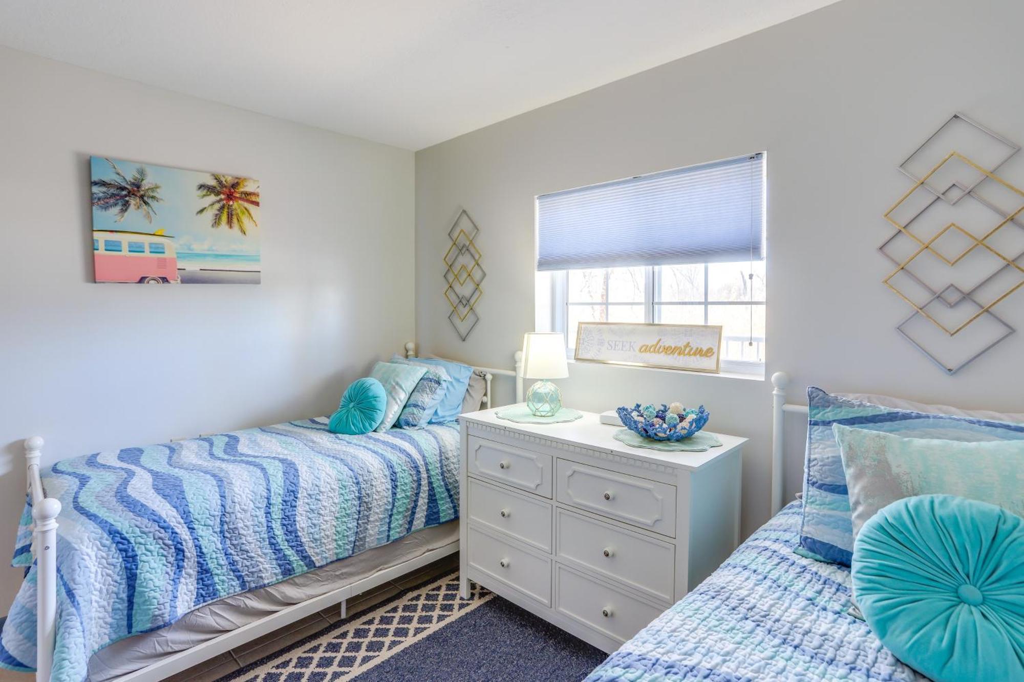 Cozy Lakefront Middle Bass Retreat With Balcony プットインベイ エクステリア 写真