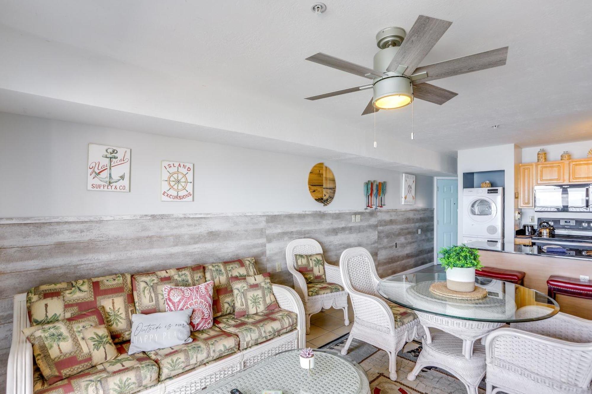 Cozy Lakefront Middle Bass Retreat With Balcony プットインベイ エクステリア 写真